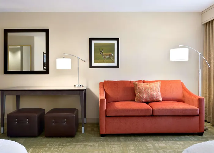 Hotel Hampton 2*