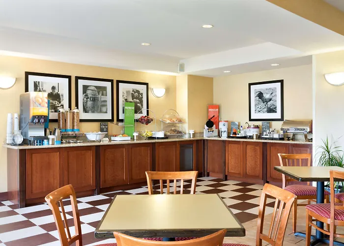 Hotel Hampton