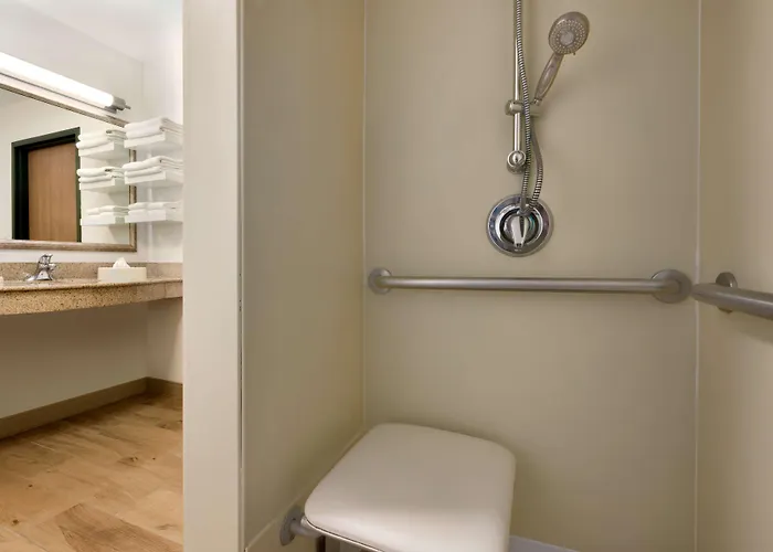 Hampton Inn By Hilton Gillette, Wy 2*