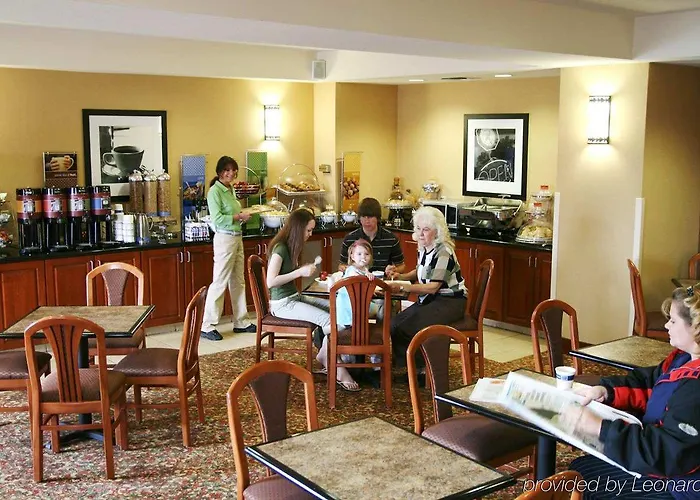 Hampton Hotel 2*