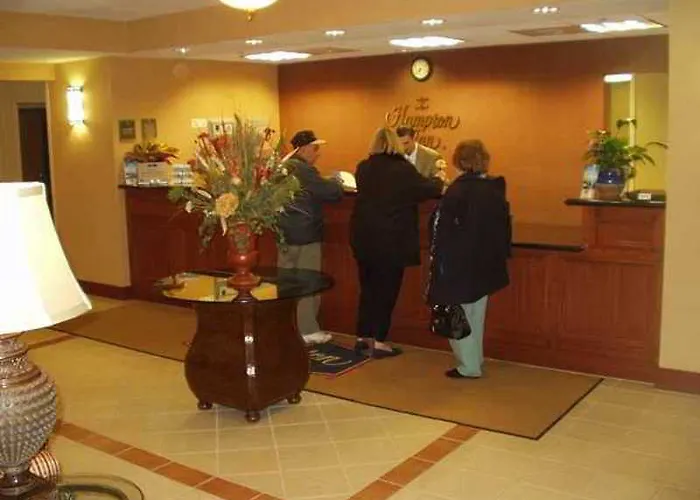 Hampton Hotel 2*