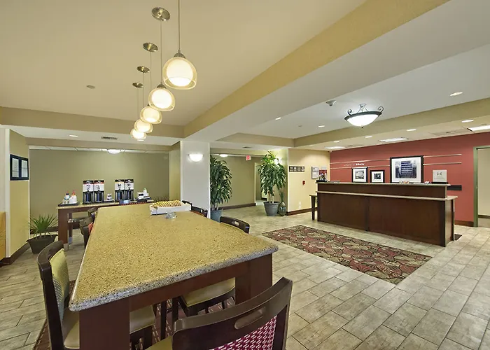 Hampton Hotel 2*