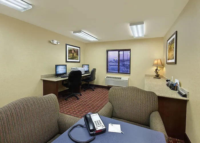 Hotel Hampton