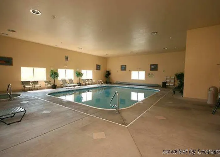 Hampton Hotel 2*